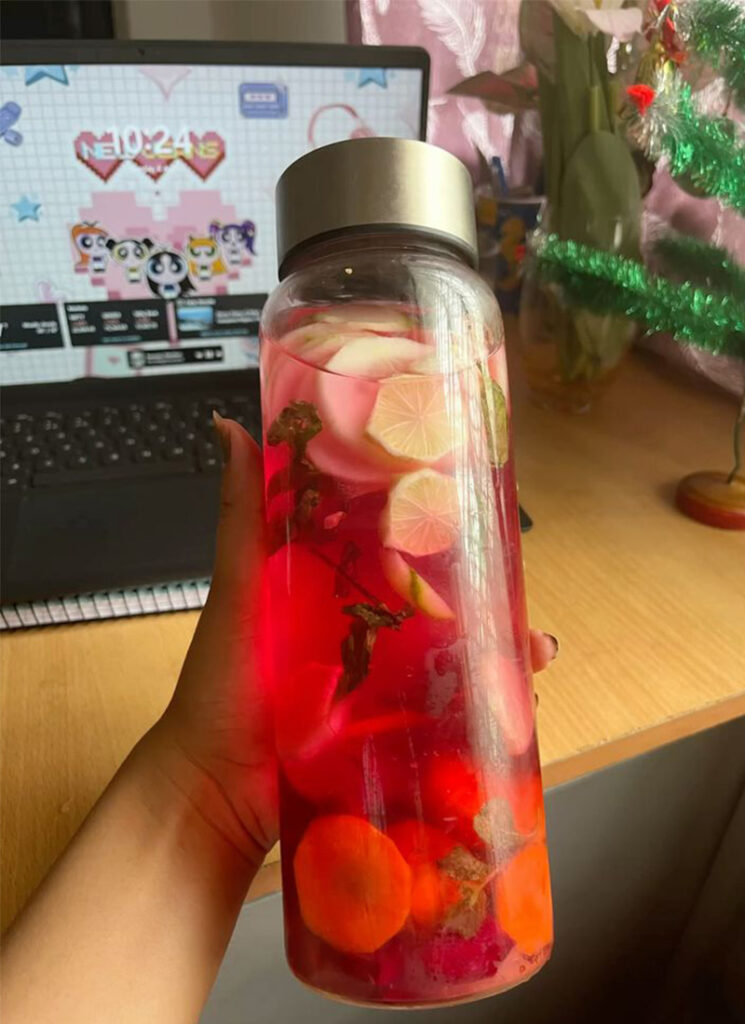Berry Lemon Detox Water